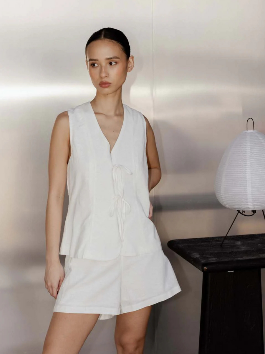 Mimi White Linen Blend Vest | White